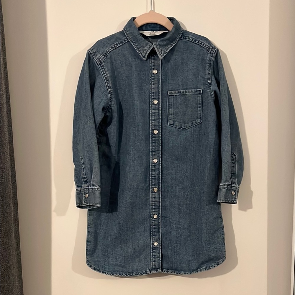 H&M Kids Long Oversized Denim Button Down Shirt Size 5-6